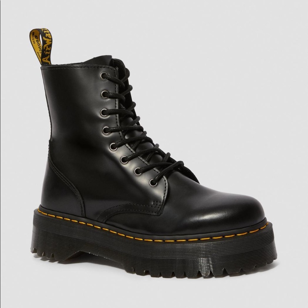 Jadon Dr. Martens